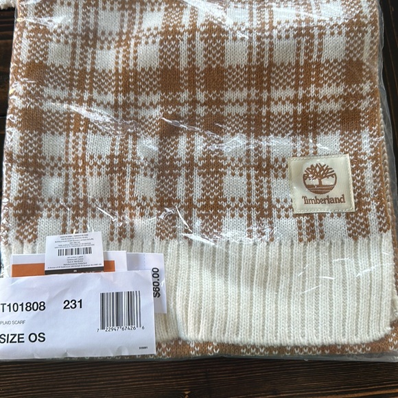 Timberland Buffalo Plaid Scarf - Picture 4 of 4